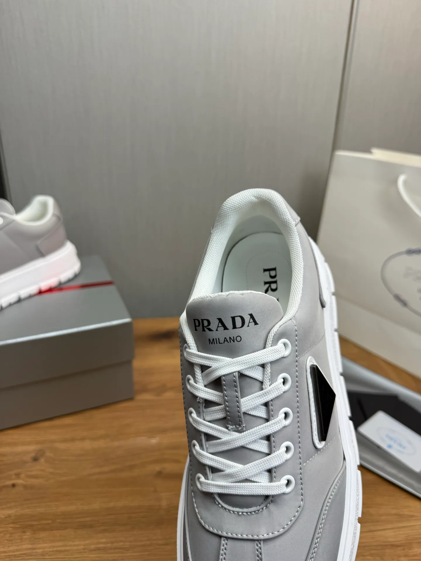 Men's shoes 💰560💰 [PRADA] Popular men's shoes shipped 👏Official website synchronized ⬆️Original imported waterproof fabric + cowhide lining, 1⃣️:1⃣️reproduction, original sole, 38-45 (45. Customized, non-refundable)